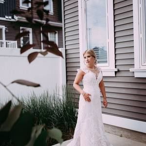 Meet your Posher, Megan